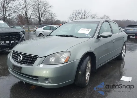 2006 Nissan Altima 2.5 S from USA, damaged, VIN 1N4AL11D56C157670